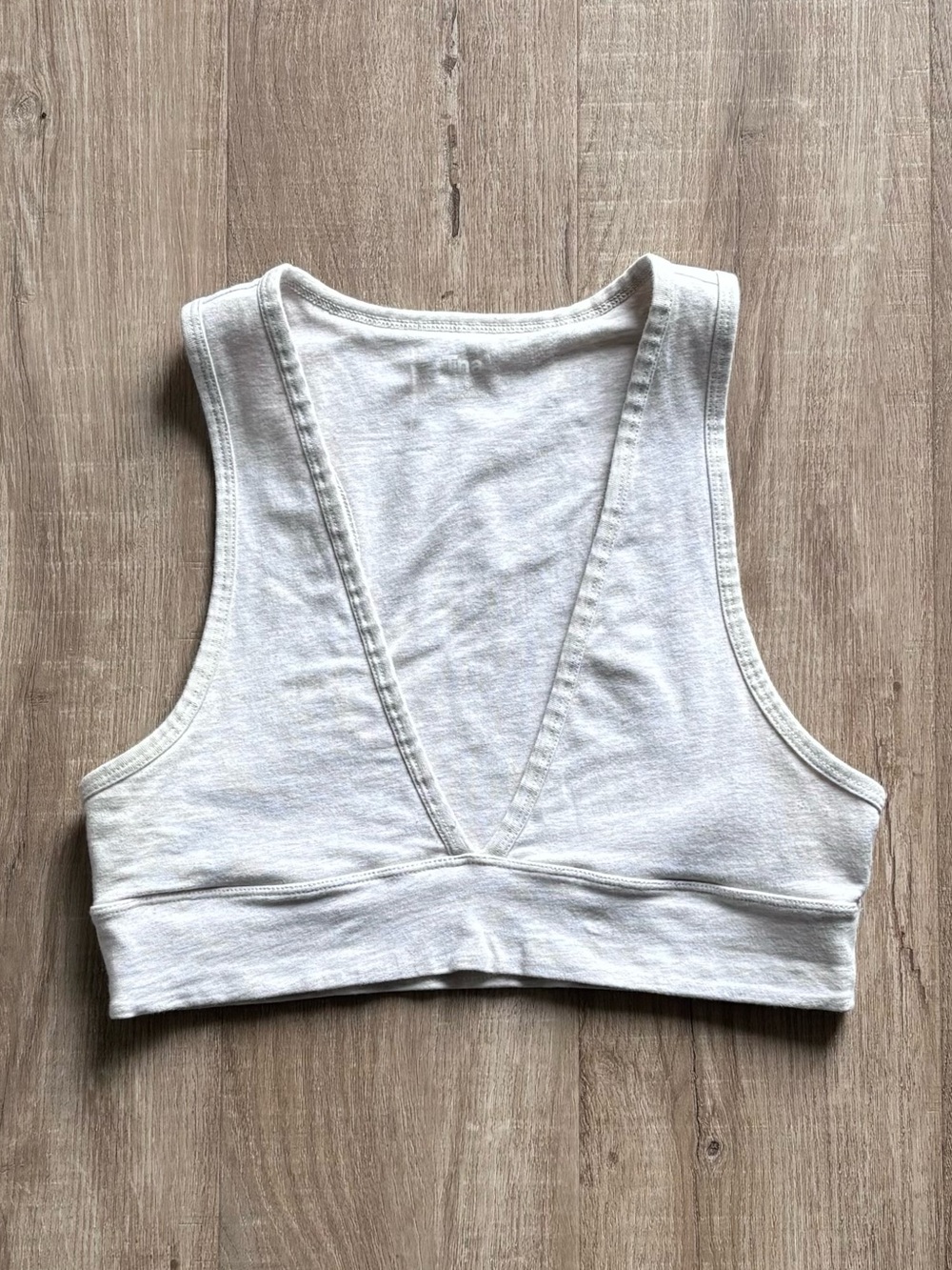 TNA V-Neck Crop Tank Top Heather Light Oatmeal Colour